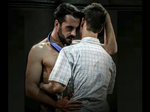 Relación gay entre un pintor y un héroe, 'Desde el azul'
