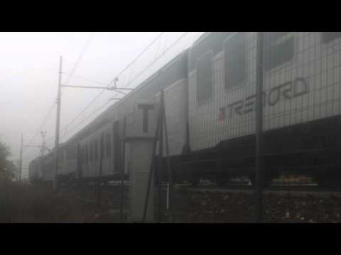 Il treno S11 25039/25540 a Desio