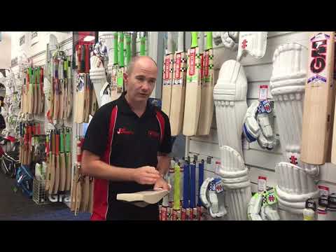 Gareth Greenfield from Cricket Express gives advice on a cricket bat purchase