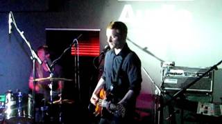 Field Music - &#39;Them That Do Nothing&#39; Live