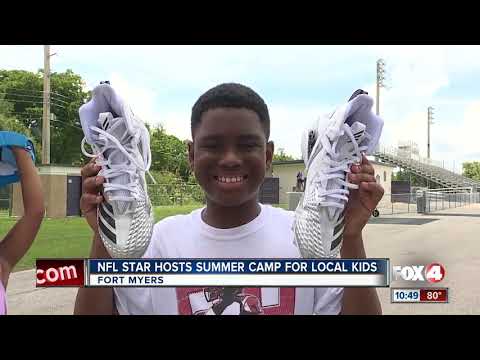 NFL star gives back to local community