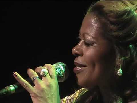 Exaltação a Mangueira e Sei Lá Mangueira (Paulinho da Viola)