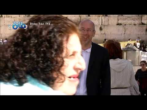 Le direct d'un journaliste suédois perturbé par une femme...