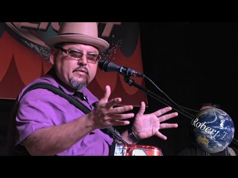 Boni Mauricio y Los Maximos Tejano Conjunto Festival 2015