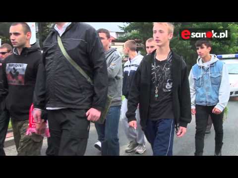 Ulicami Sanoka przeszedł Marsz Zwycięstwa - Esanok.pl