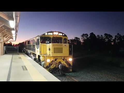 Aurizon Coal 2339D & 2313D at Oakey at Sunset 23 08 2020