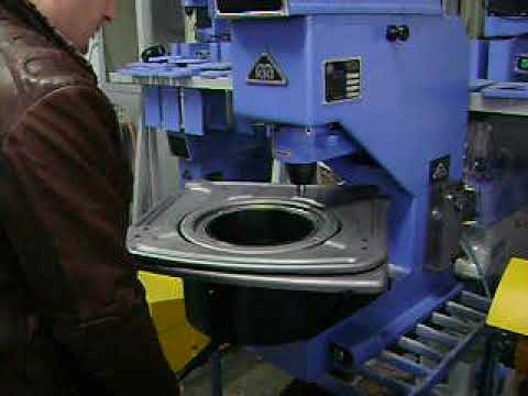 Орбитально клепальная машина с поворотной оснасткой