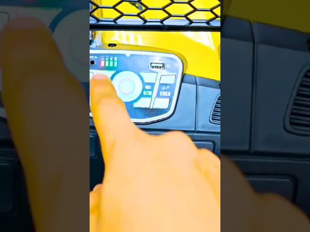 سيارات اطفال كهربائية دفع رباعي 4X4 بمساحة داخلية وسيعة مقعدين 12V بتصميم جبلي وصحراوي من لينو C008