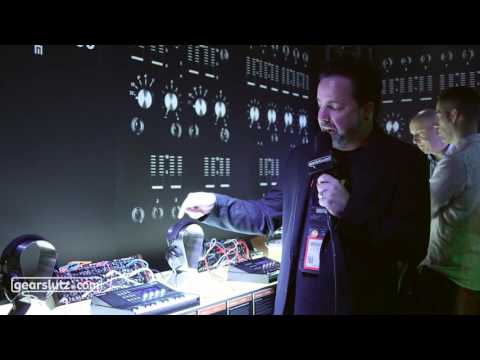 Gearslutz - NAMM 2016 in a minute: Roland A-01 & System 500 Synth