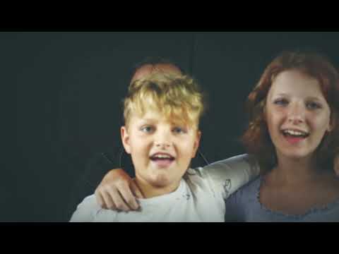 LaSpilka - Láďa LaSpilka, Johanka, Eliška, Fanoušek & Guitar Thomas de Bald