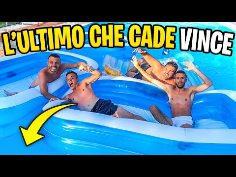 L'ULTIMO CHE CADE in PISCINA VINCE!!! - Battaglia in Piscina w/Elites