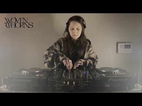 Woven Thorns Foundation FM Guest Mix for Sicaria Sound