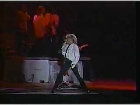 Rock In Chili- Rod Stewart - Live  Young Turks