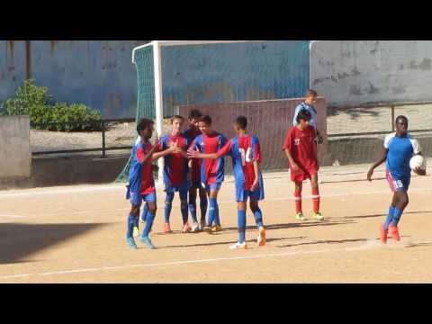 2016/09/17 * F.C.Alverca - 1º Dezembro (5-1) (Iniciados A 2016/2017 - jogo de preparação) [MF]