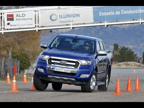 Ford Ranger Doble Cabina 2.2 TDCI 160 CV – Maniobra de esquiva (moose test) y eslalon | km77.com