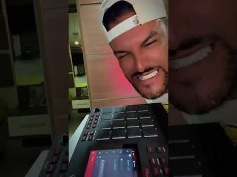 DJ CREU MANDANDO AO VIVO FUNK DAS ANTIGAS