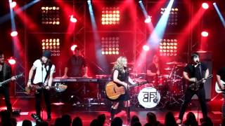 The Band Perry - I&#39;m A Keeper (live)