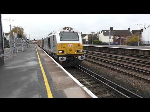 (HD) Kent Rail action late November 2016 Featuring 66779 on a 700 delivery!