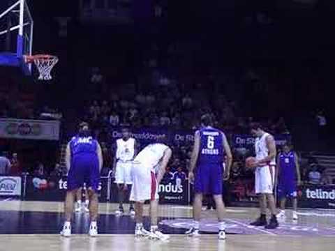 24 11-12-07 BCO-Athene - Elvir met de vrijworpen.mpg