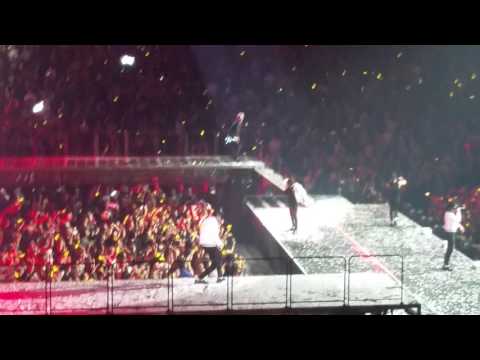 BIGBANG World Tour [MADE] - Newark, NJ - 101115 - Encore - Bang Bang Bang