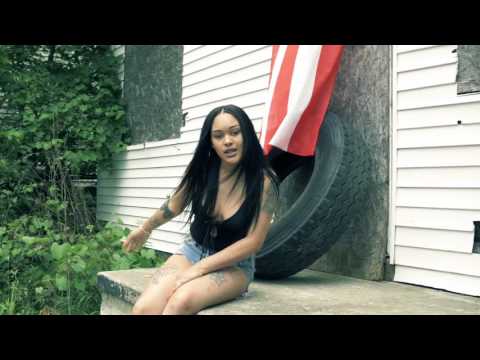 Honey "Aint no love" ft Oso Crazy