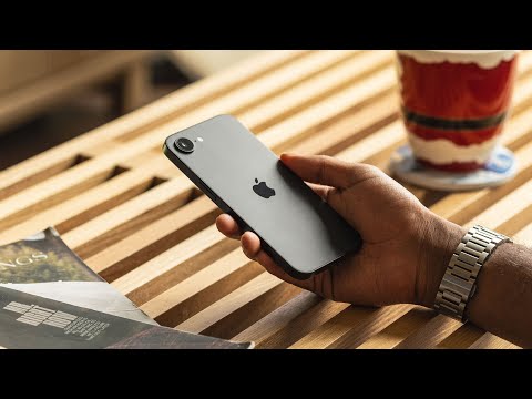 iPhone 16e Review After 1 Month: VERY Underrated! (everyone is wrong)