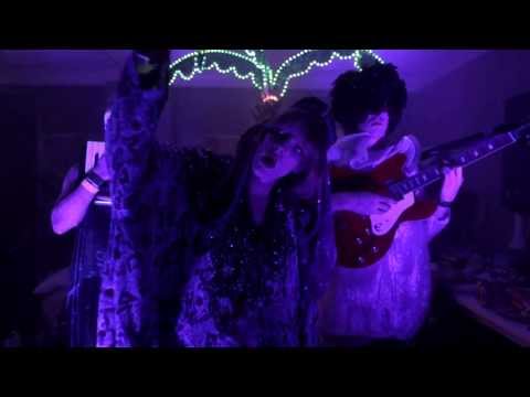 Icky Blossoms - Arabian Knights [Official Music Video]