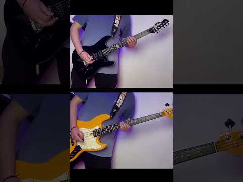 Peace Sells… but I Switched Guitar and Bass 🫨🫨🫨🫨 #bass #guitar #switch #megadeth #peacesells