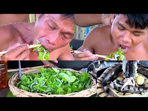 Giant snake soup‼️delicious big python _ primitive food