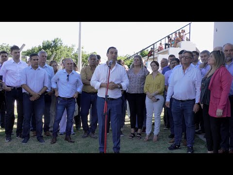 EN MARIANO I.LOZA, EL GOBIERNO INAUGURÓ POLIDEPORTIVO, ILUMINACIÓN Y ACCESO A LA LOCALIDAD