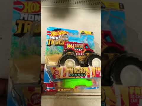 Hotwheels Monster Truck Nachos Mammas with free Re- Crushable Car / Toy Shopping at Walmart