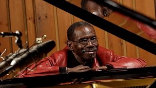 George Cables - Stella By Starlight  (Victor Young - Ned Washington)