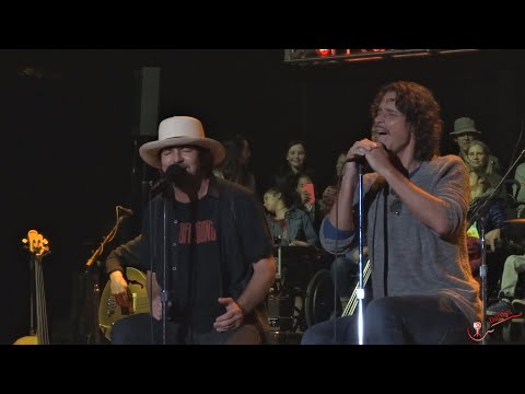 Pearl Jam 2014 10 25 Mountain View, CA - Bridge School Benefit - Shoreline Amphitheater - Acoustic