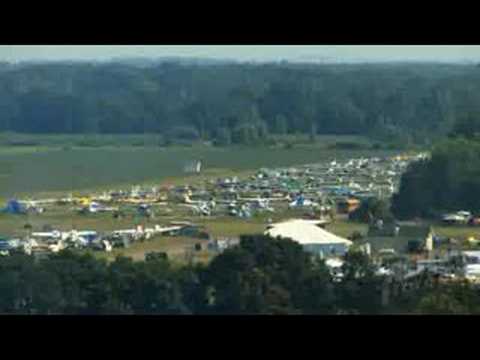 Aero-TV Check Out Oshkosh's New 'Cab With A View'