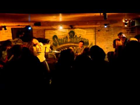 Undercover - Alanis Morissette tribute band - Alanis Morissette Revival Brno - YOU OUGHTA KNOW