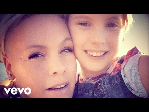 P!nk, Willow Sage Hart - Cover Me In Sunshine