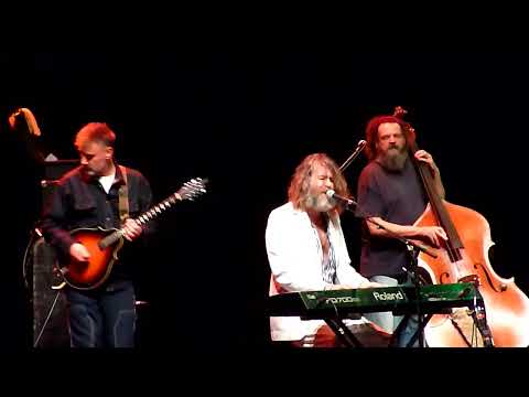 Hothouse Flowers - Don't Go - Watford Colosseum - December 2025