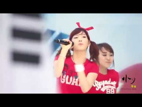 FanCam 100617 TaeYeon   3!4! @ Fighting! World Cup Stage Rally