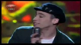 Can Bonomo &#39;&quot;Love Me Back&quot; Eurovision şarkımız (cansizkus.com)