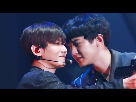 Chanbaek/Baekyeol moments - "I'm standing here" (real moments)