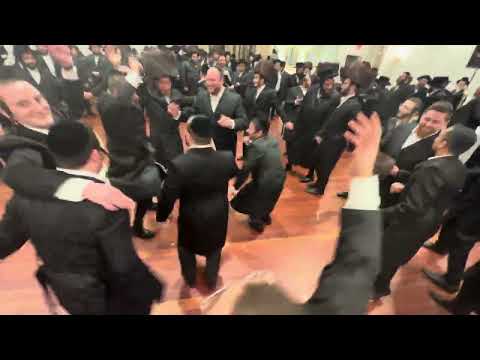 Yanky Lebowitz Wedding  | Singer Lipa Schmeltzer | Motty Breier Production | Second Dance