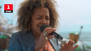 Barbara Moleko - All By Myself | Sommertogtet | DR1