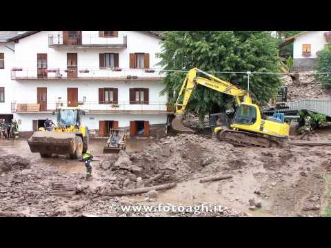 Frana sull'Altopiano di Piné - 15 agosto 2010 (long version)