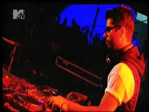 Shaya & Mark Angelo - MTV Live @ Texnopolis (24.7.2011).mpg