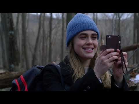 Zeke and Michaela find the cave where he disappeared - Zekaela 1x13