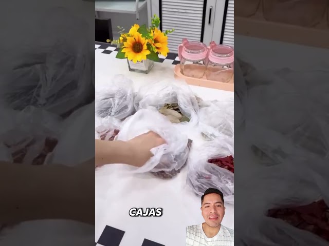 Vídeo relacionado con TooGet Cajas Vacías De Metal Elegantes, Contenedores De Almacenamiento De Cocina En Casa, Mini Cajas Para Velas De Bricolaje, Especias, Té, Favores De Partido, Y Regalos (Cilindro 6PCS)