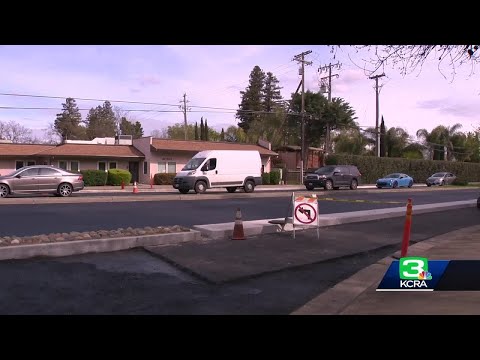 download lagu mp3 mp4 4th Street Traffic Y O L O, download mp3 4th Street Traffic Y O L O free downloadn, video klip 4th Street Traffic Y O L O