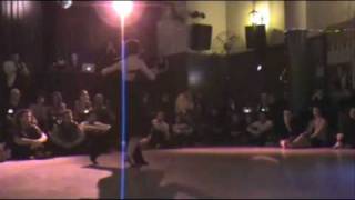 Inés Muzzopappa y Federico Naveira en La Milonga Solidaria 02