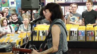 LIGHTS " PEACE SIGN " ACOUSTIC HD LIVE FROM VINTAGE VINYL ST. LOUIS 3/24/2012