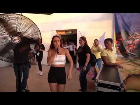 Luisa Fernanda W,  Legarda Izza Primera, Dejota2021 Y RyanRoy Cantando En cartagena